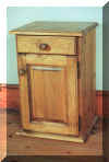 PINE BED SIDE 1DRAW&DOOR.jpg (192075 bytes)